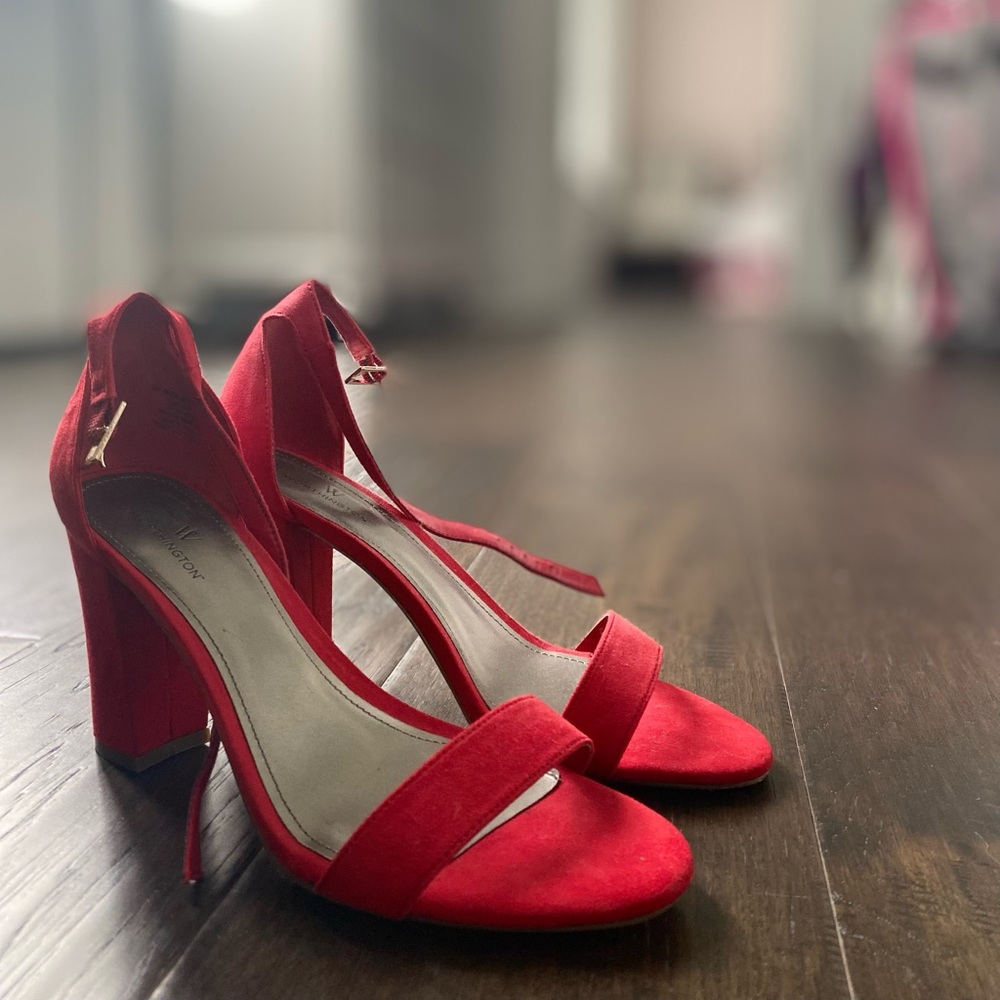 size 8 red heels